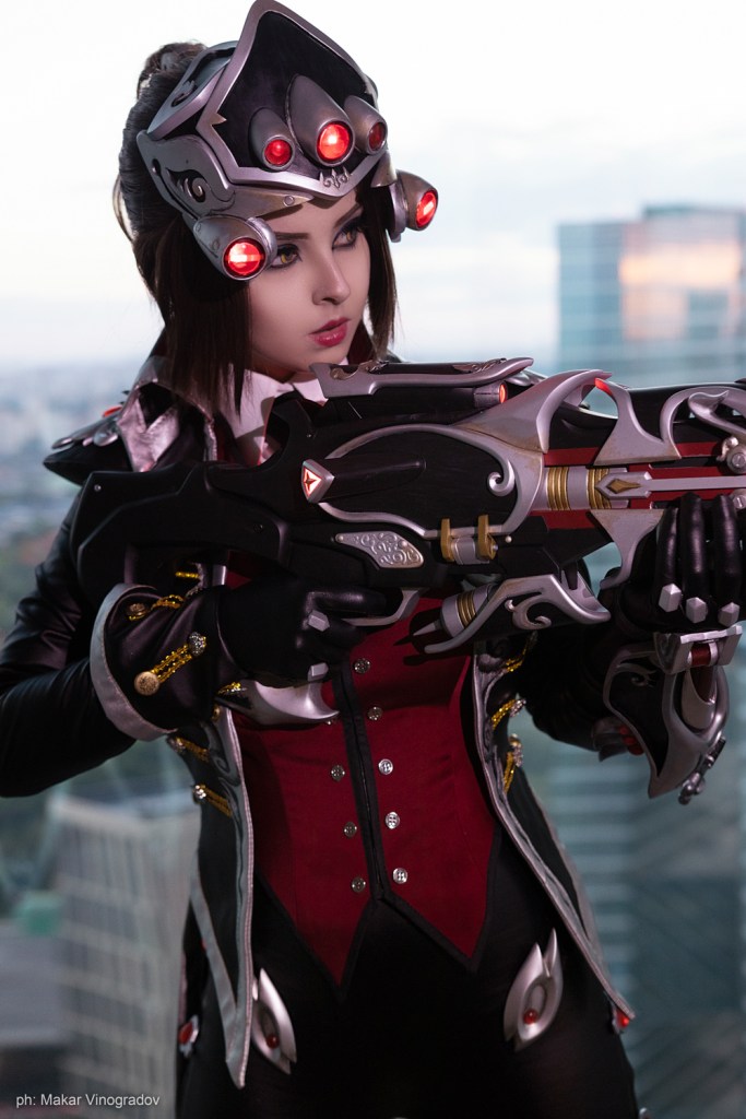 Overwatch - Widowmaker (Huntress) Cosplay - recreation