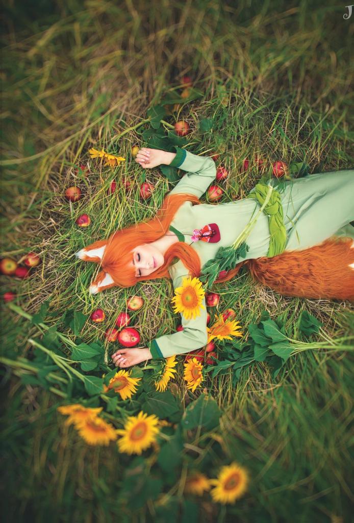 Spice and Wolf - Holo Cosplay - character recreation portrait
