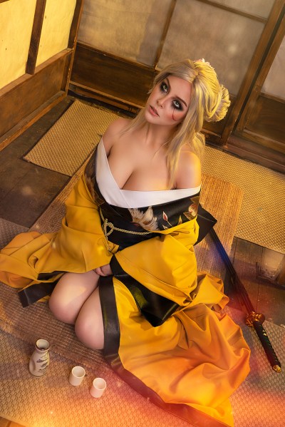 The Witcher 3 - Wild Hunt - Ciri (Kitsune) Cirilla Fiona Elen Riannon Cosplay