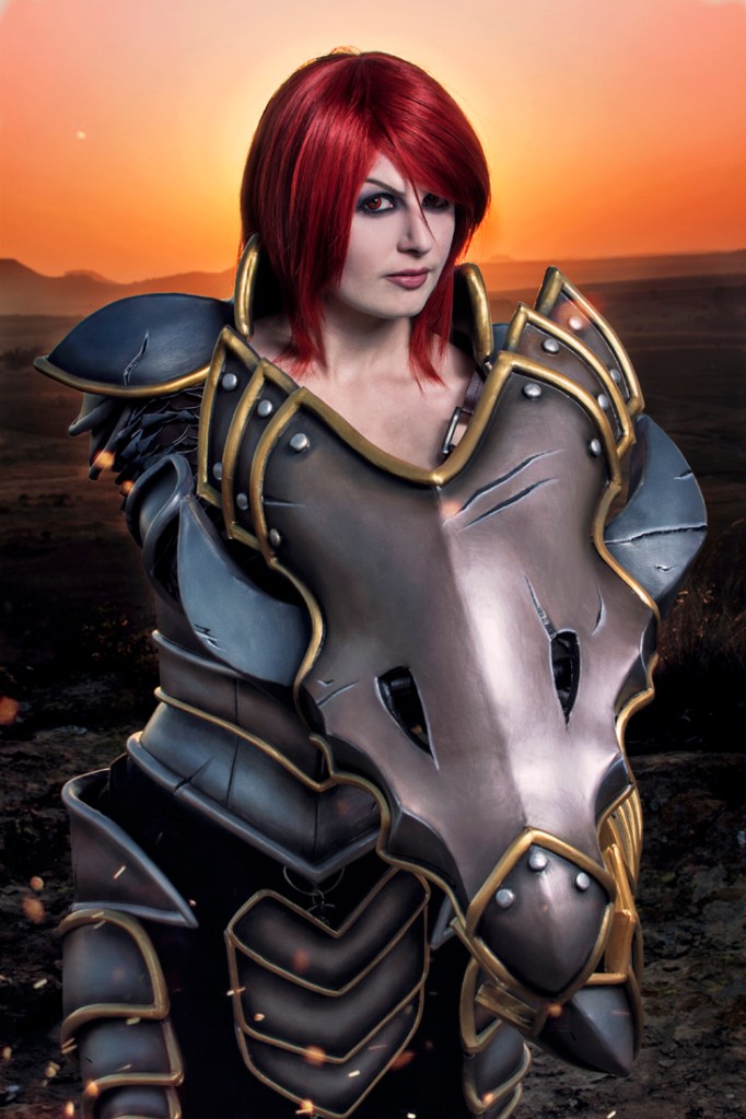 League of Legends - Shyvana (Ironscale) Cosplay - portrait photo League of Legends - Shyvana (Ironscale) Cosplay - portrait photo
