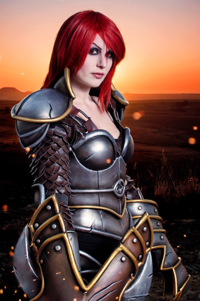 League of Legends - Shyvana (Ironscale) Cosplay - costume portrait League of Legends - Shyvana (Ironscale) Cosplay - costume portrait