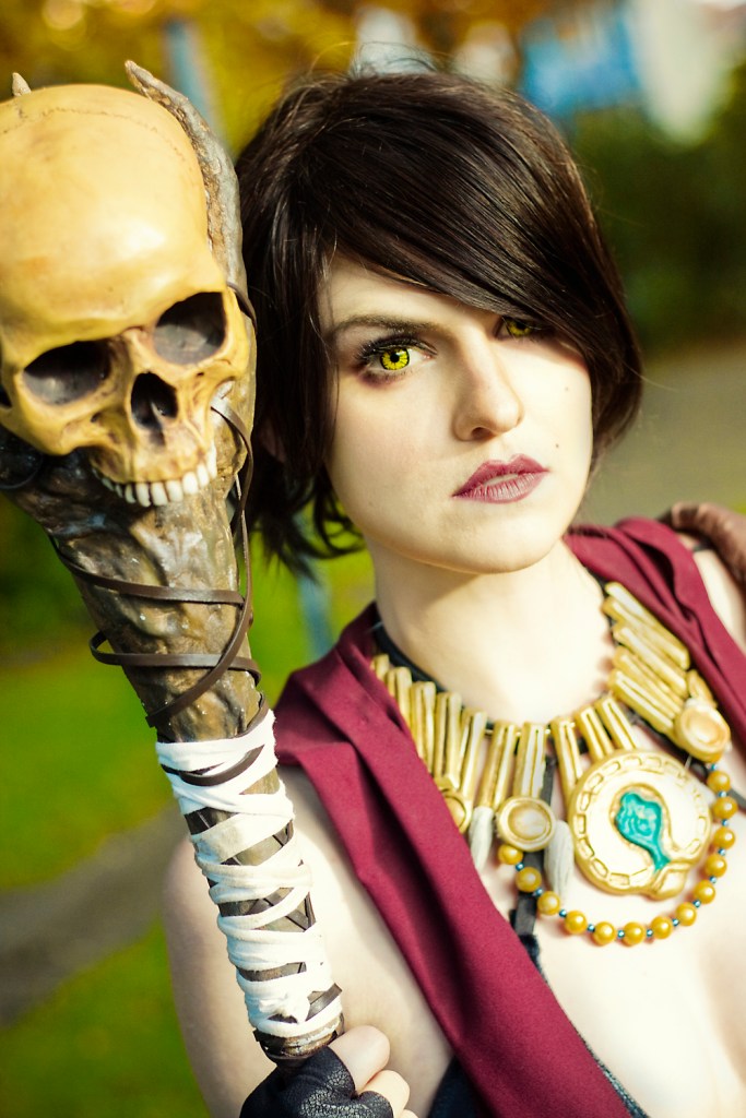 Dragon Age - Inquisition - Morrigan Cosplay - light aesthetic