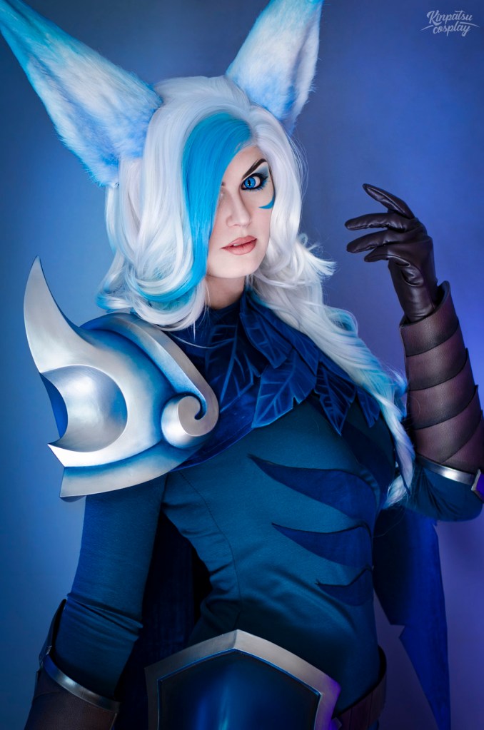League of Legends - Xayah (SSG) Cosplay - full body portrait League of Legends - Xayah (SSG) Cosplay - full body portrait
