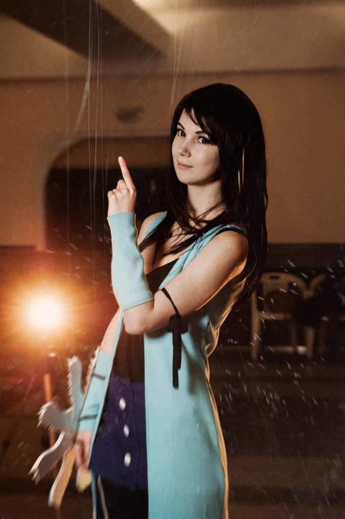 Final Fantasy 8 - Rinoa Heartilly Cosplay - cosplay study