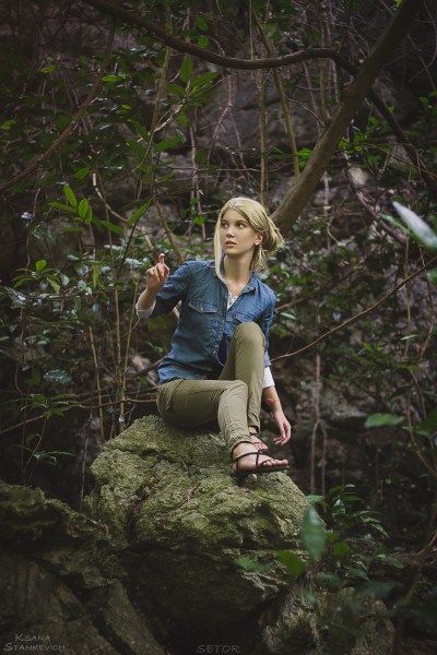 Uncharted 3 - Drakes Deception - Elena Fisher Cosplay