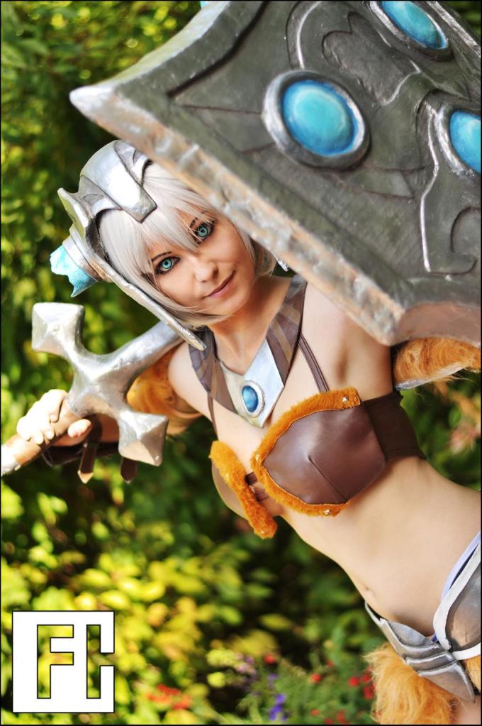 2020 03 30 league of legends e28093 sejuani cosplay
