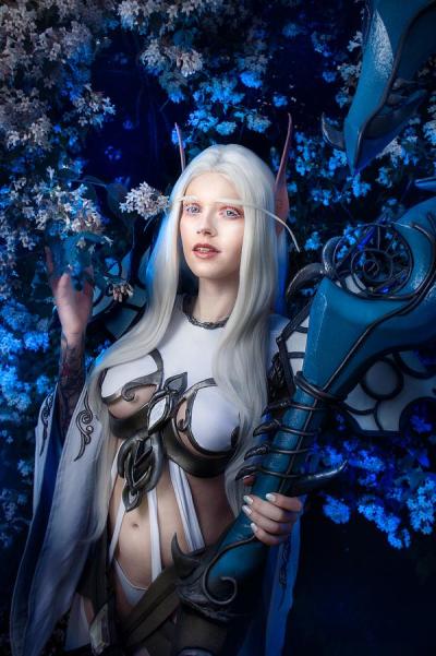 World of Warcraft - The Burning Crusade - Blood Elf (Shadow Priest) Cosplay