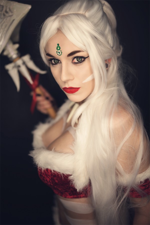 2020 04 04 league of legends e28093 nidalee snow bunny cosplay 5