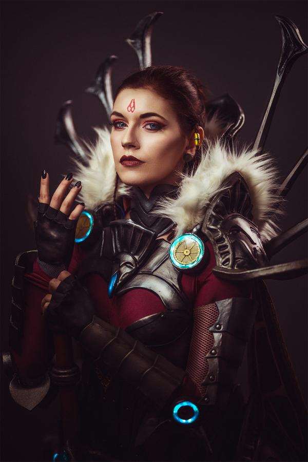 Nausicaa of the Valley of the Wind - Kushana (Zeronis Concept) Cosplay - costume portrait