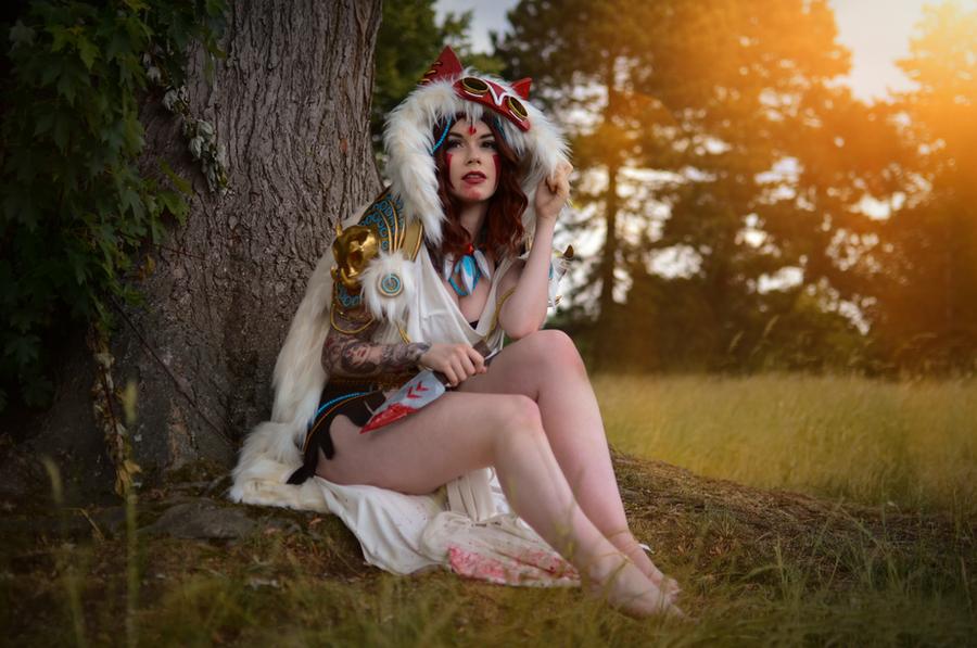 2020 04 04 princess mononoke san wolf girl cosplay 13