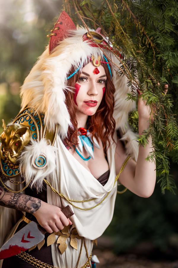 2020 04 04 princess mononoke san wolf girl cosplay 2