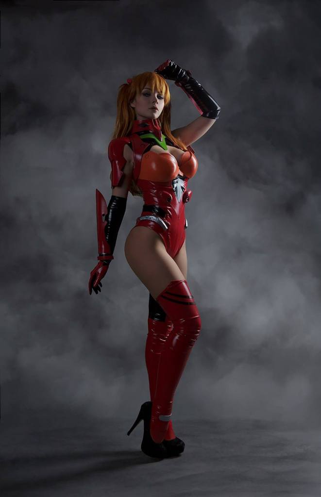 Evangelion - 2.0 You Can (Not) Advance - Asuka Langley Sohryu Cosplay - authentic view Evangelion - 2.0 You Can (Not) Advance - Asuka Langley Sohryu Cosplay - authentic view