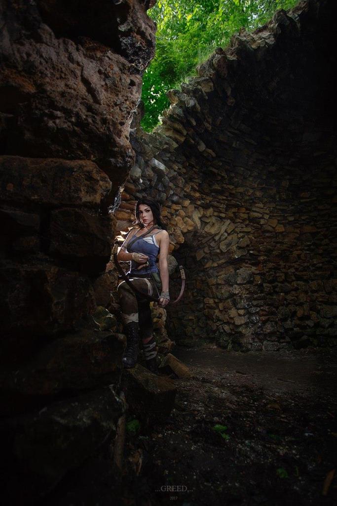 Tomb Raider - Lara Croft Cosplay - character costume portrait