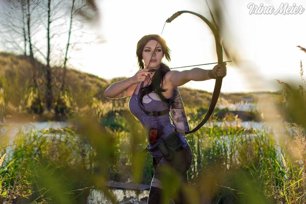 Tomb Raider - Lara Croft Cosplay - full length character portrait