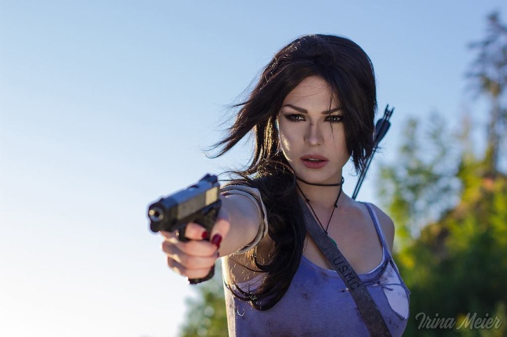 Tomb Raider - Lara Croft Cosplay - character portrait photography