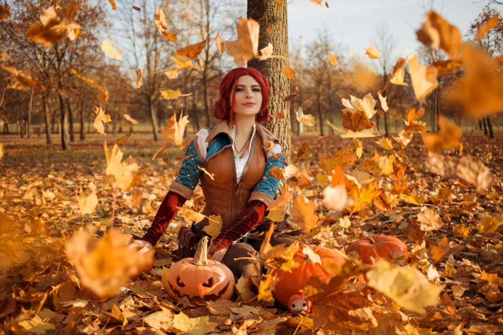 The Witcher 3 - Wild Hunt - Triss Merigold (Halloween) Cosplay - full body port.