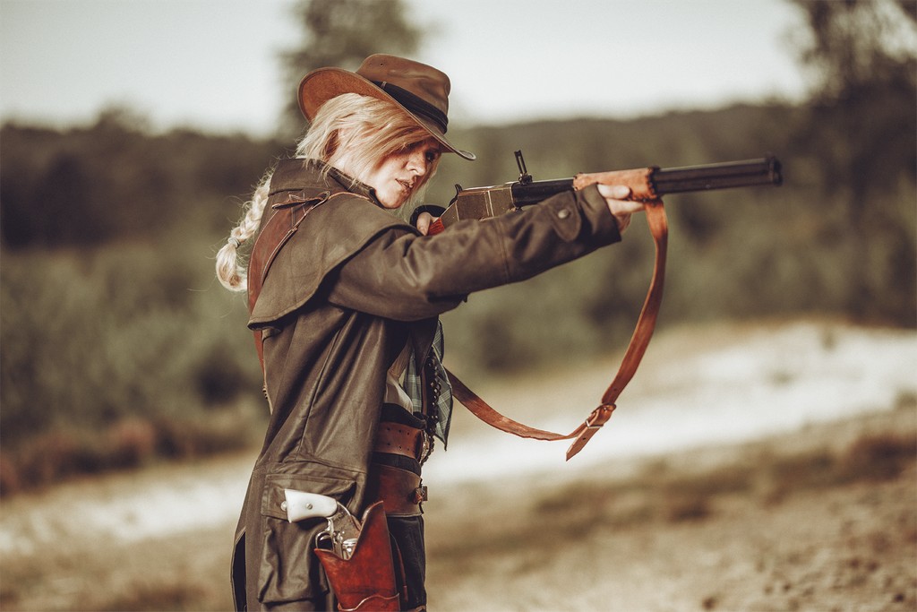 Red Dead Redemption 2 - Sadie Adler Cosplay - full length photo