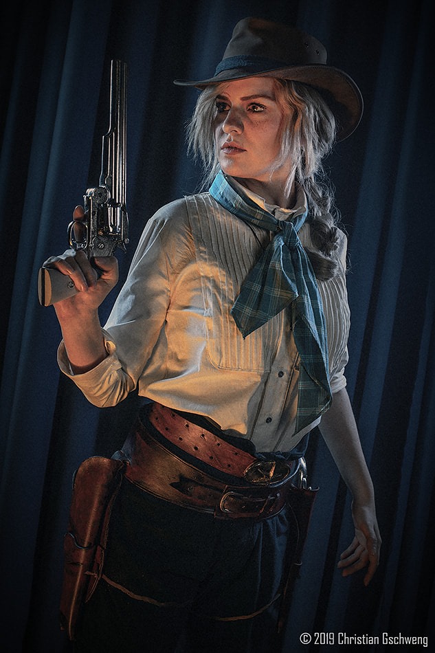 Red Dead Redemption 2 - Sadie Adler Cosplay - portrait photo