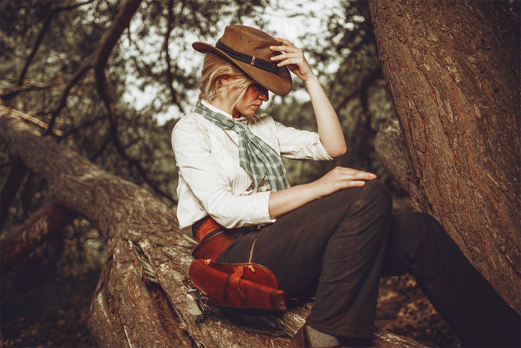 Red Dead Redemption 2 - Sadie Adler Cosplay - full length port.