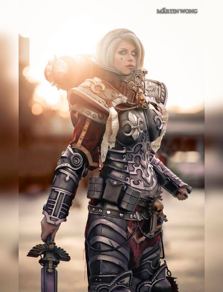 Warhammer 40 000 - Adepta Sororitas (Sisters of Battle) (Gurjeet Singh) Cosplay - full length photo