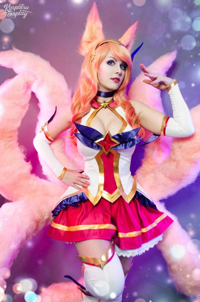 League of Legends - Ahri (Star Guardian) Cosplay - costume portrait