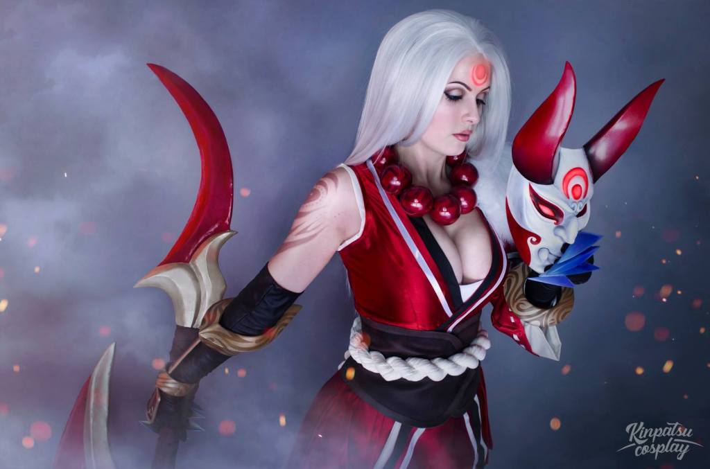 2020 04 14 league of legends e28093 diana blood moon cosplay
