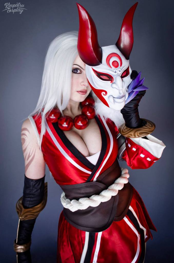 2020 04 14 league of legends e28093 diana blood moon cosplay 2