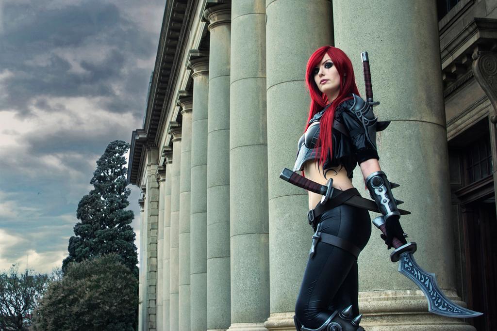 League of Legends - Katarina Cosplay - authentic costume view League of Legends - Katarina Cosplay - authentic costume view
