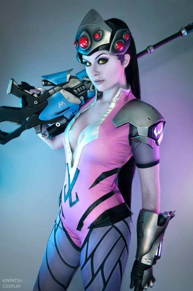 Overwatch - Widowmaker Cosplay - light aesthetic photography