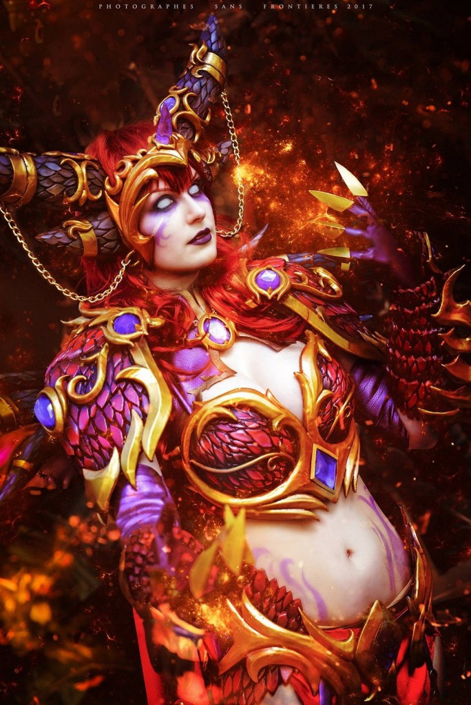 World of Warcraft - Alexstrasza (Zach Fischer) Cosplay - authentic view World of Warcraft - Alexstrasza (Zach Fischer) Cosplay - authentic view