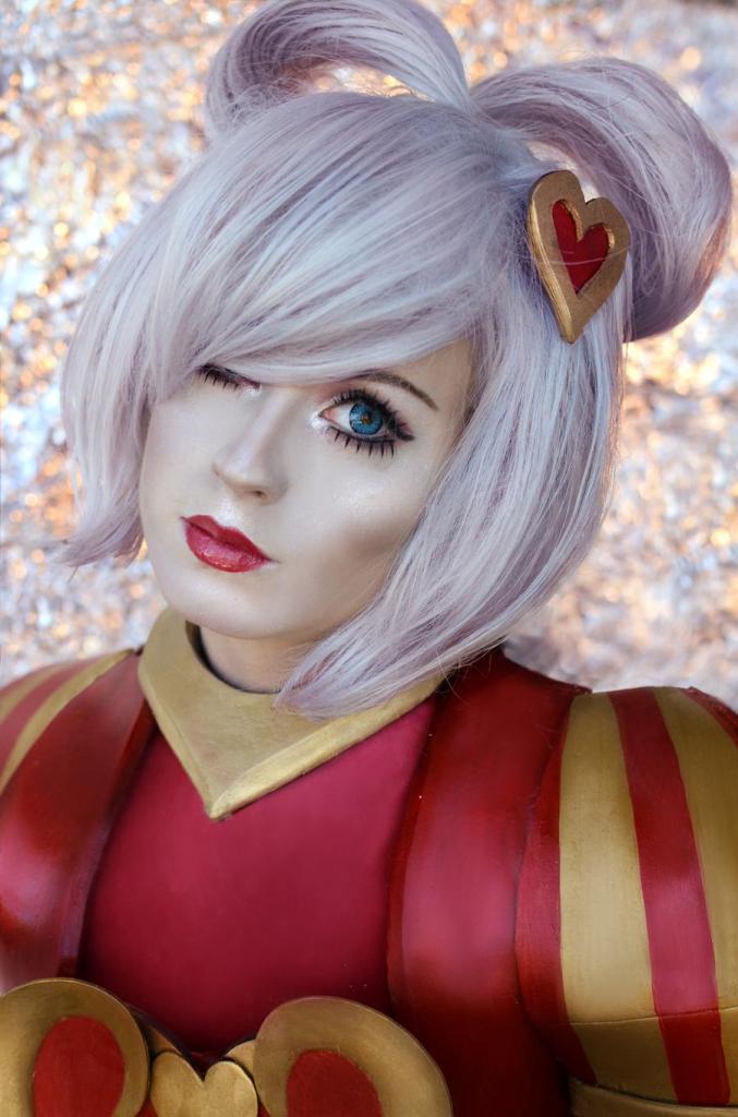 League of Legends - Ashe (Heartseeker) Cosplay - costume show League of Legends - Ashe (Heartseeker) Cosplay - costume show