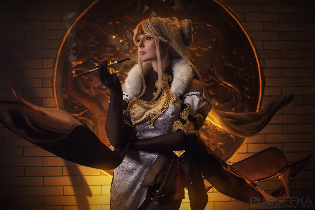 Genshin Impact - Ningguang (Gold Leaf and Pearly Jade) Cosplay