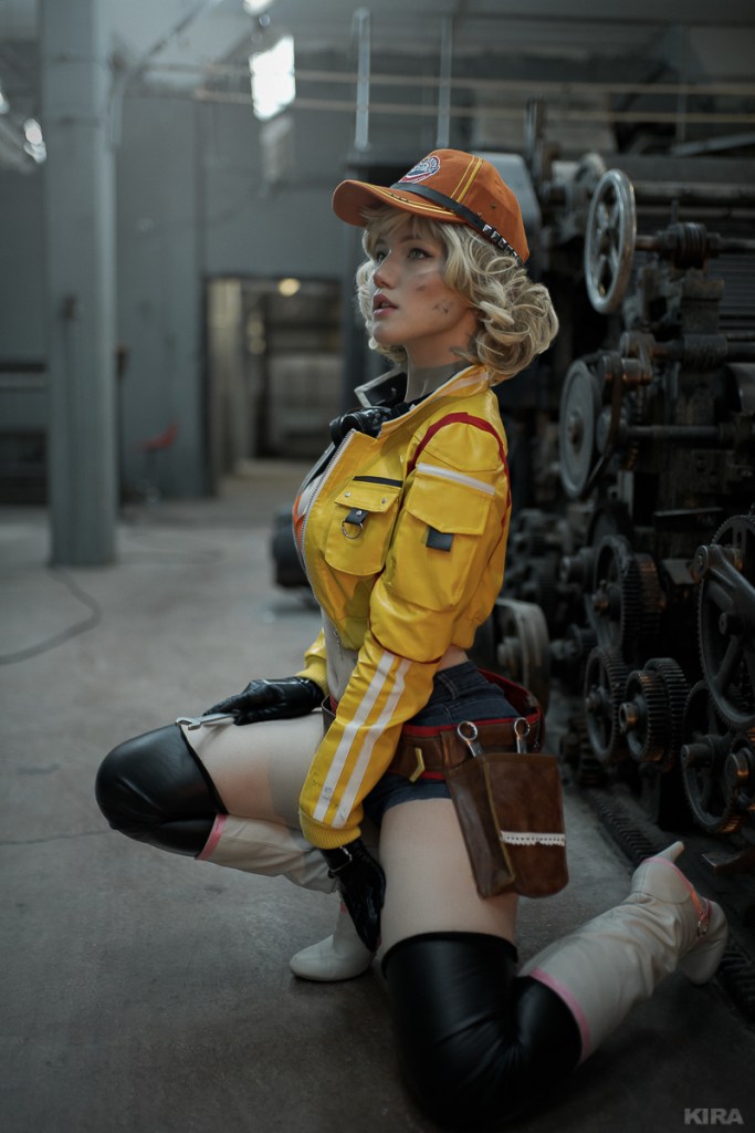 Final Fantasy 15 - Cindy Aurum Cosplay - detailed character analysis