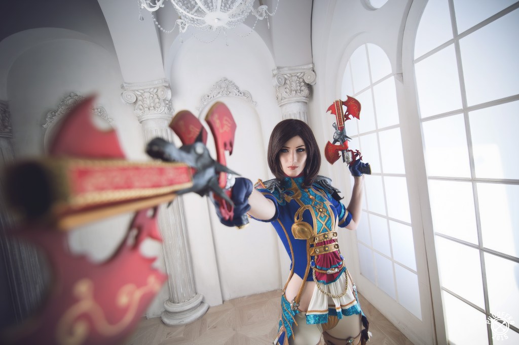 Granado Espada - Musketeer (Female) Cosplay - artistic framing Granado Espada - Musketeer (Female) Cosplay - artistic framing