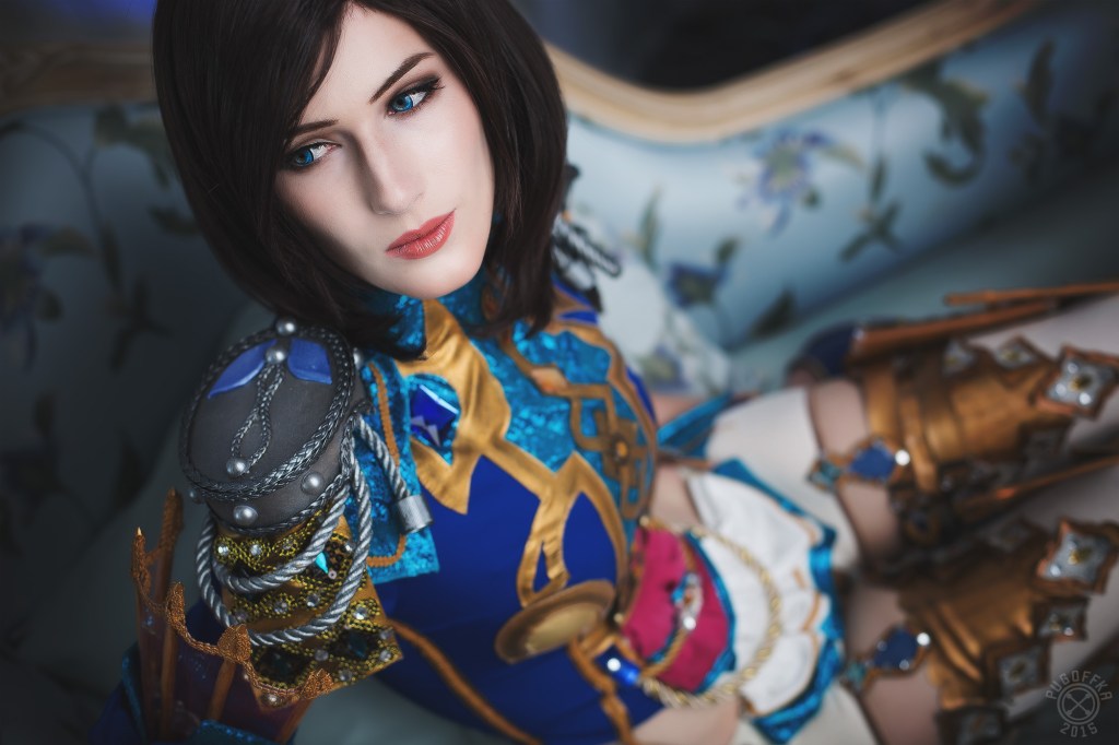 Granado Espada - Musketeer (Female) Cosplay - authentic view Granado Espada - Musketeer (Female) Cosplay - authentic view