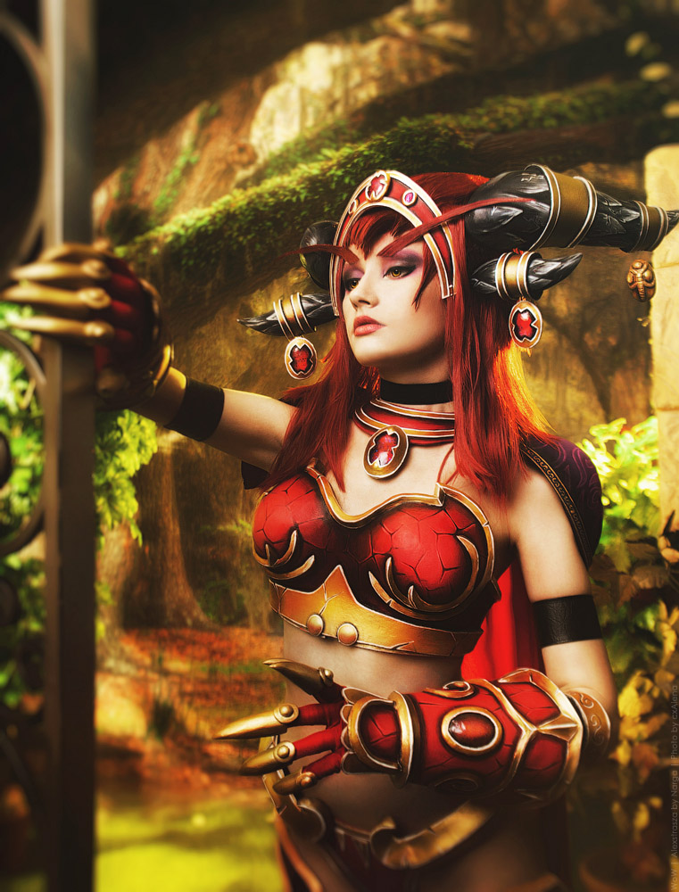 World of Warcraft - Alexstrasza Cosplay - visual character exploration