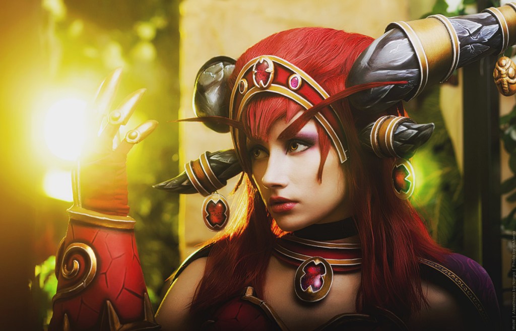 World of Warcraft - Alexstrasza Cosplay - gentle costume showcase