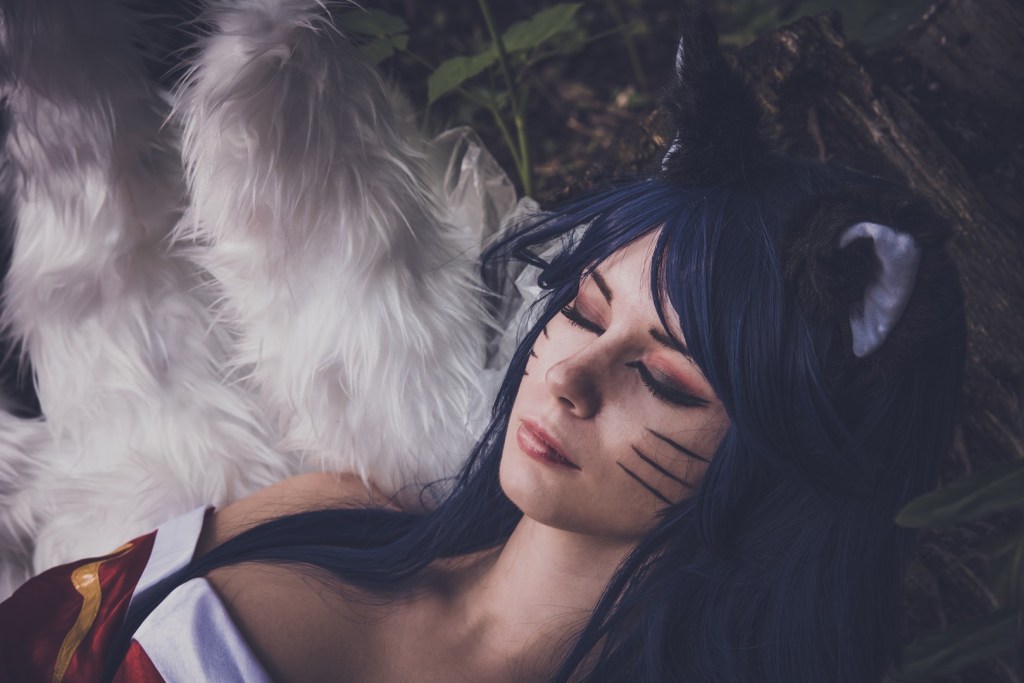 2015 06 23 league of legends e28093 ahri cosplay 3