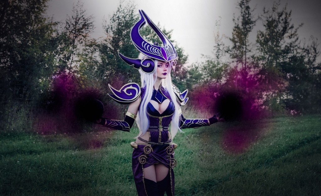 2015 09 24 league of legends e28093 syndra cosplay