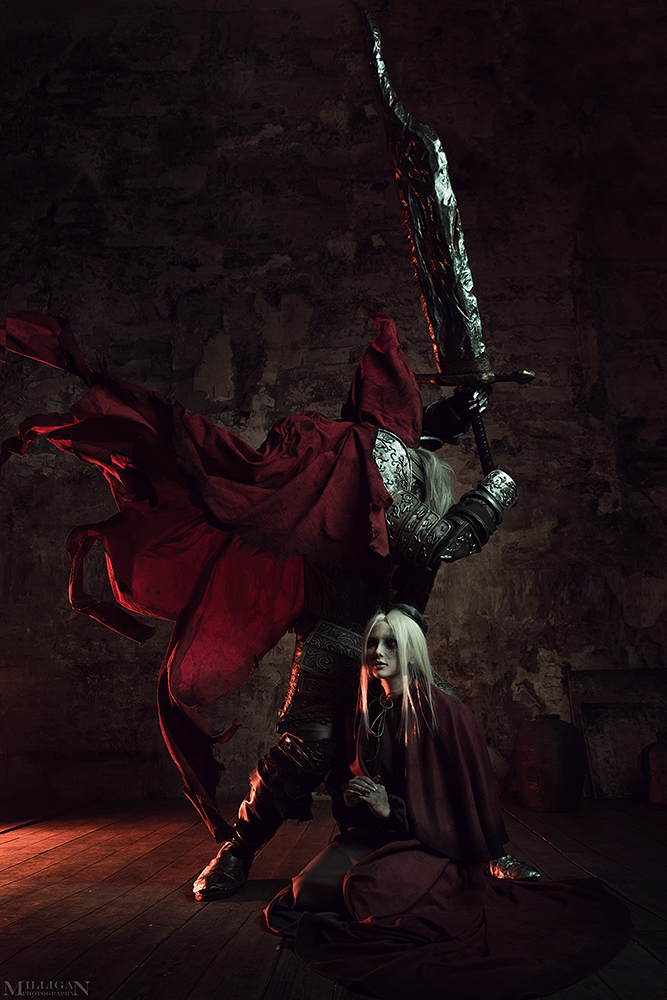 Dark Souls 3 - Slave Knight Gael Cosplay - full length photo