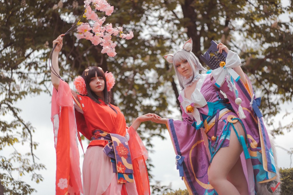 Onmyoji - Nekomata (Awakened) & Sakura Cosplay - body photo Onmyoji - Nekomata (Awakened) & Sakura Cosplay - body photo