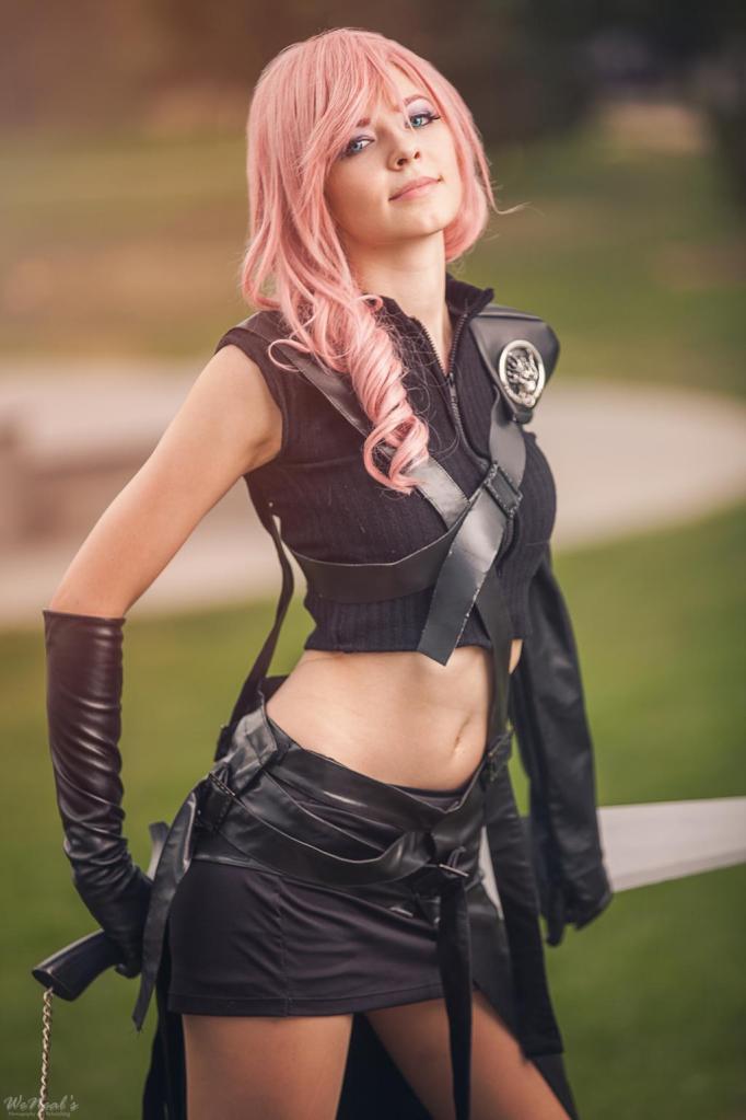 2020 02 28 cosplay 13 final fantasy 13 lightning claire farron alternative cosplay