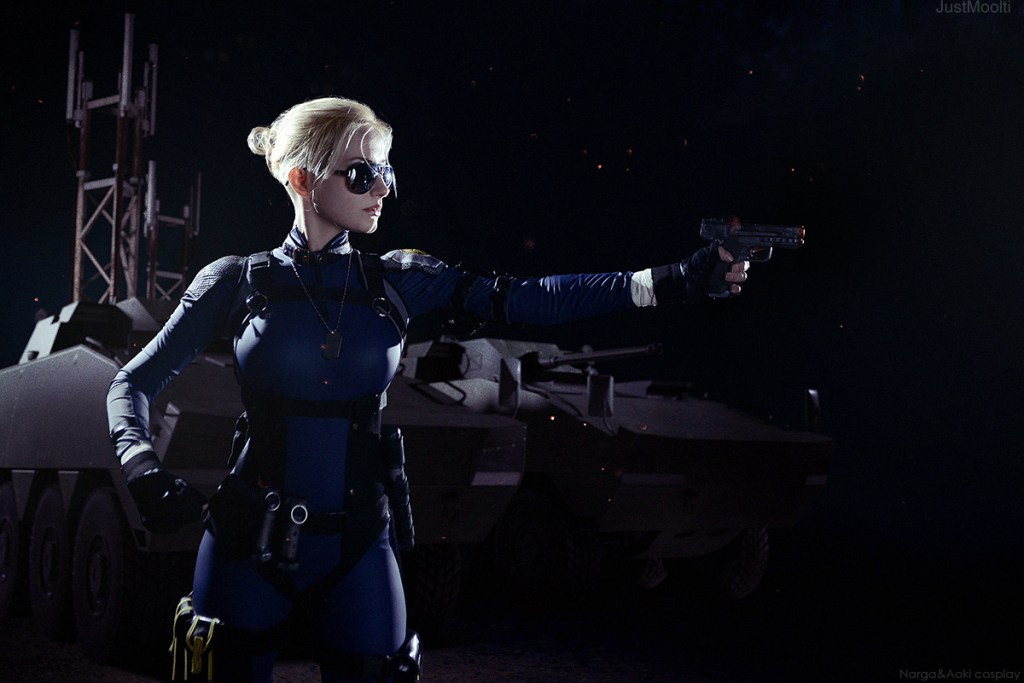 Mortal Kombat 10 - Cassie Cage Cosplay - expressive character portrait