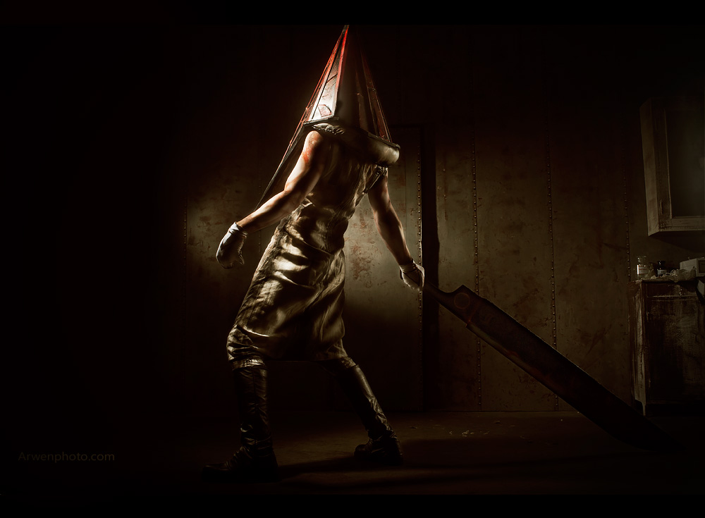 Silent Hill 2 - Pyramid Head Cosplay - character recreation portrait Silent Hill 2 - Pyramid Head Cosplay - character recreation portrait
