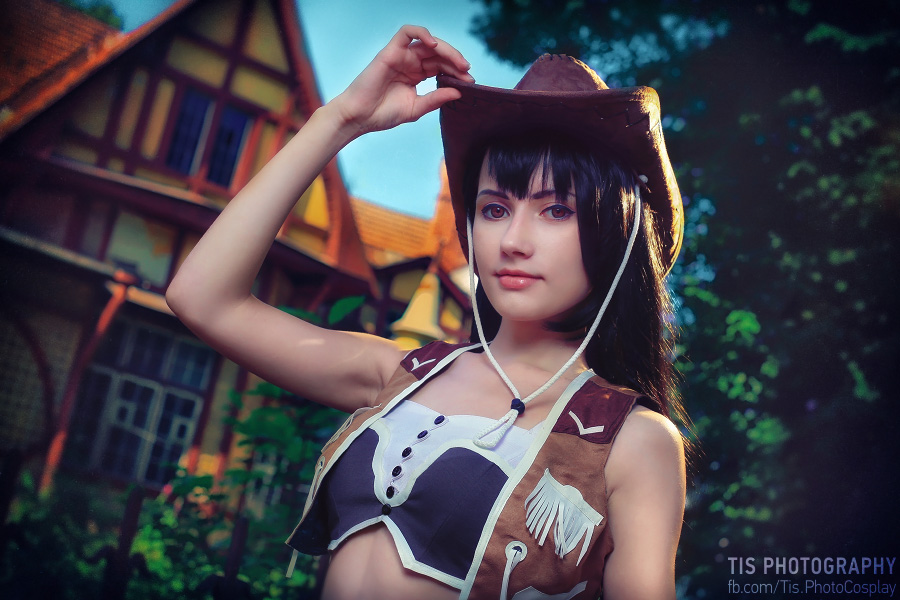 Crisis Core - Final Fantasy 7 - Tifa Lockhart Cosplay - delicate portrait