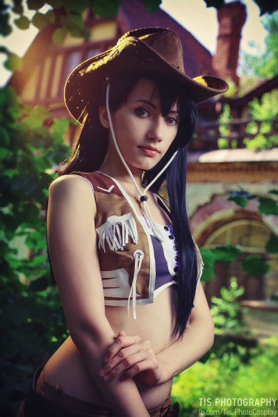 Crisis Core - Final Fantasy 7 - Tifa Lockhart Cosplay