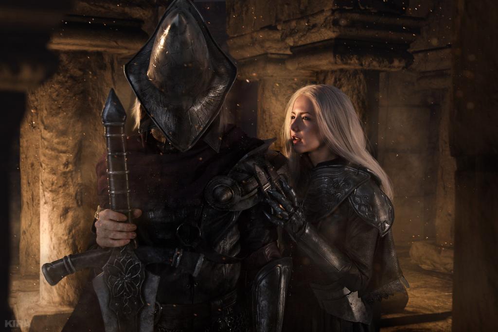 Dark Souls 3 - Abyss Watcher &amp; Yuria of Londor Cosplay - body photo