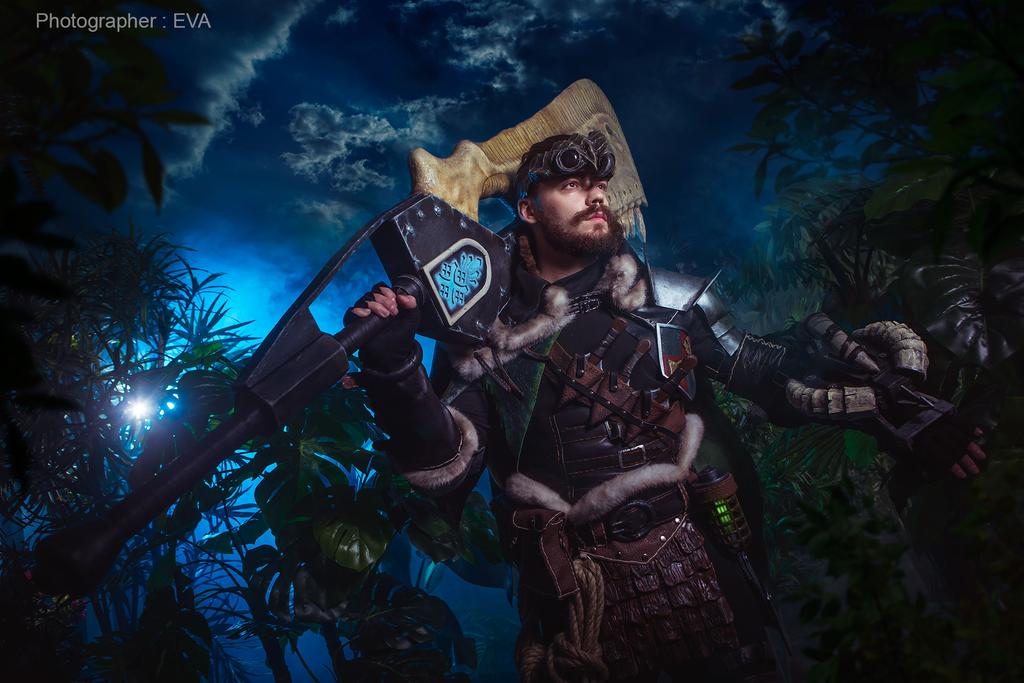 2020 03 14 monster hunter world the handler hunter cosplay 9