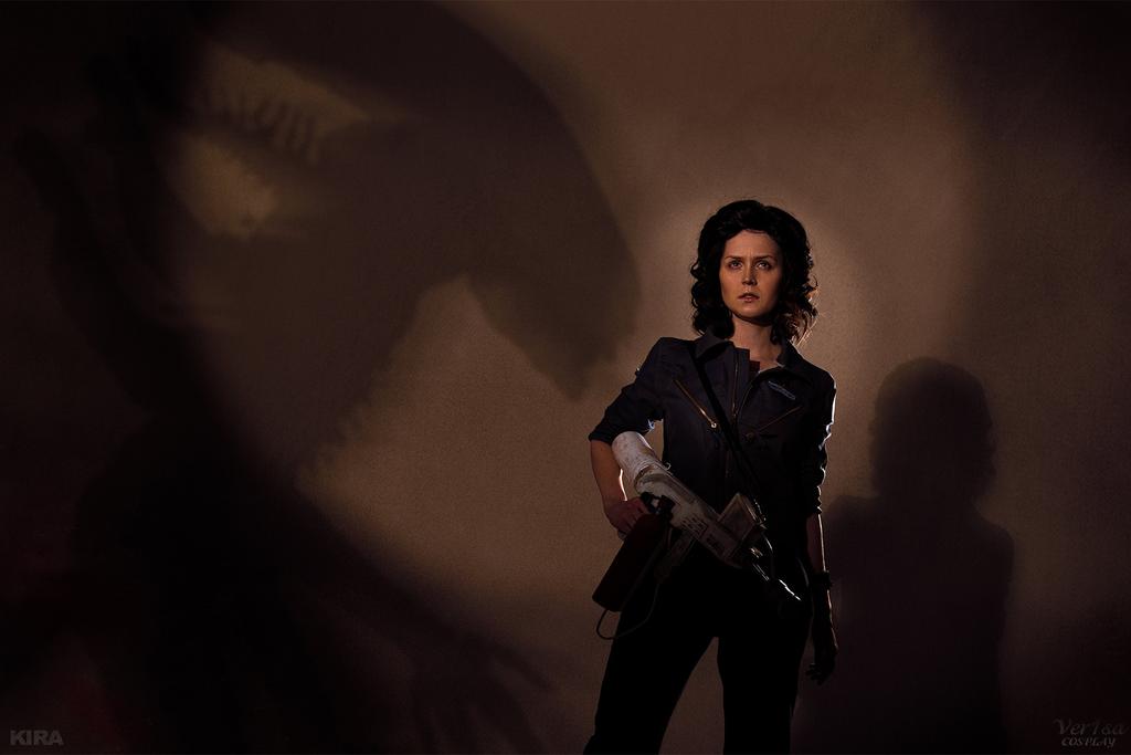 2020 03 15 alien isolation last survivor ellen ripley cosplay 9