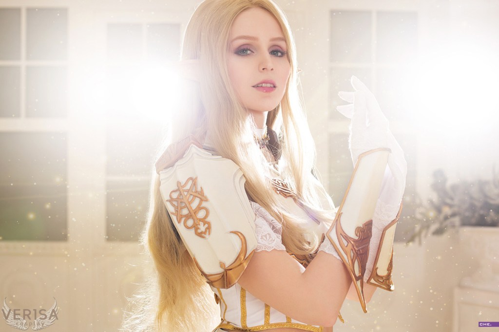 Lineage 2 - Elf (Majestic Light Armor) Cosplay - costume show